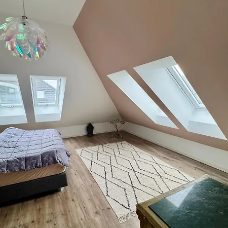 Sunny Attic & Close To Ber Airport * Blankenfelde-Mahlow
